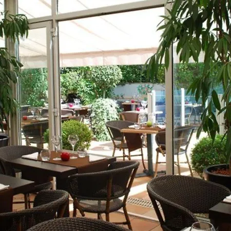 Szálloda Le Cetai Cannes