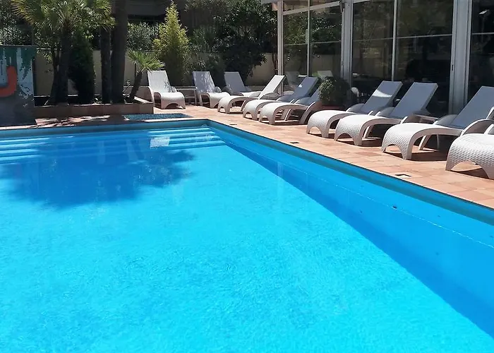 Le Cetai Hotel Cannes