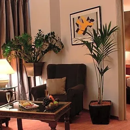 Le Cetai 4* Cannes