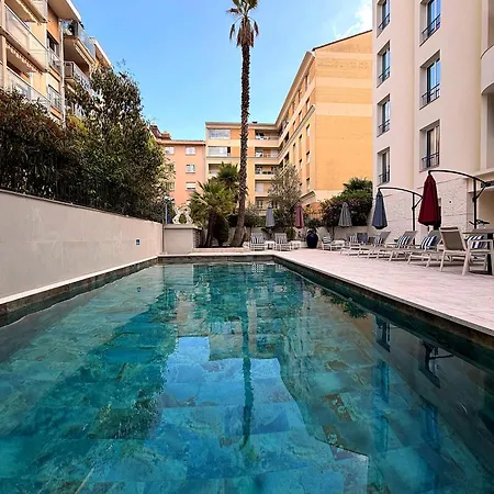 Le Cetai 4* Cannes