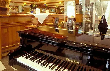 Le Cetai Hotel Cannes