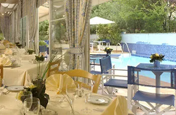 Le Cetai Hotel Cannes